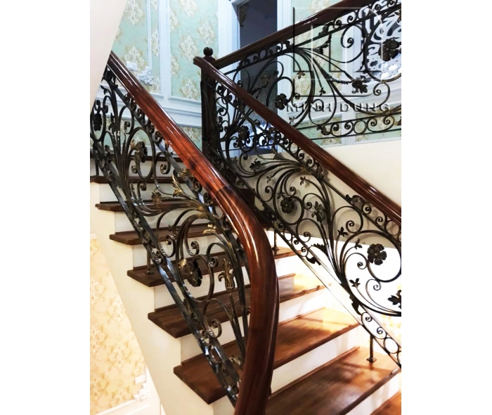 Cầu thang sắt nghệ thuật Bắc Ninh MDBN01 